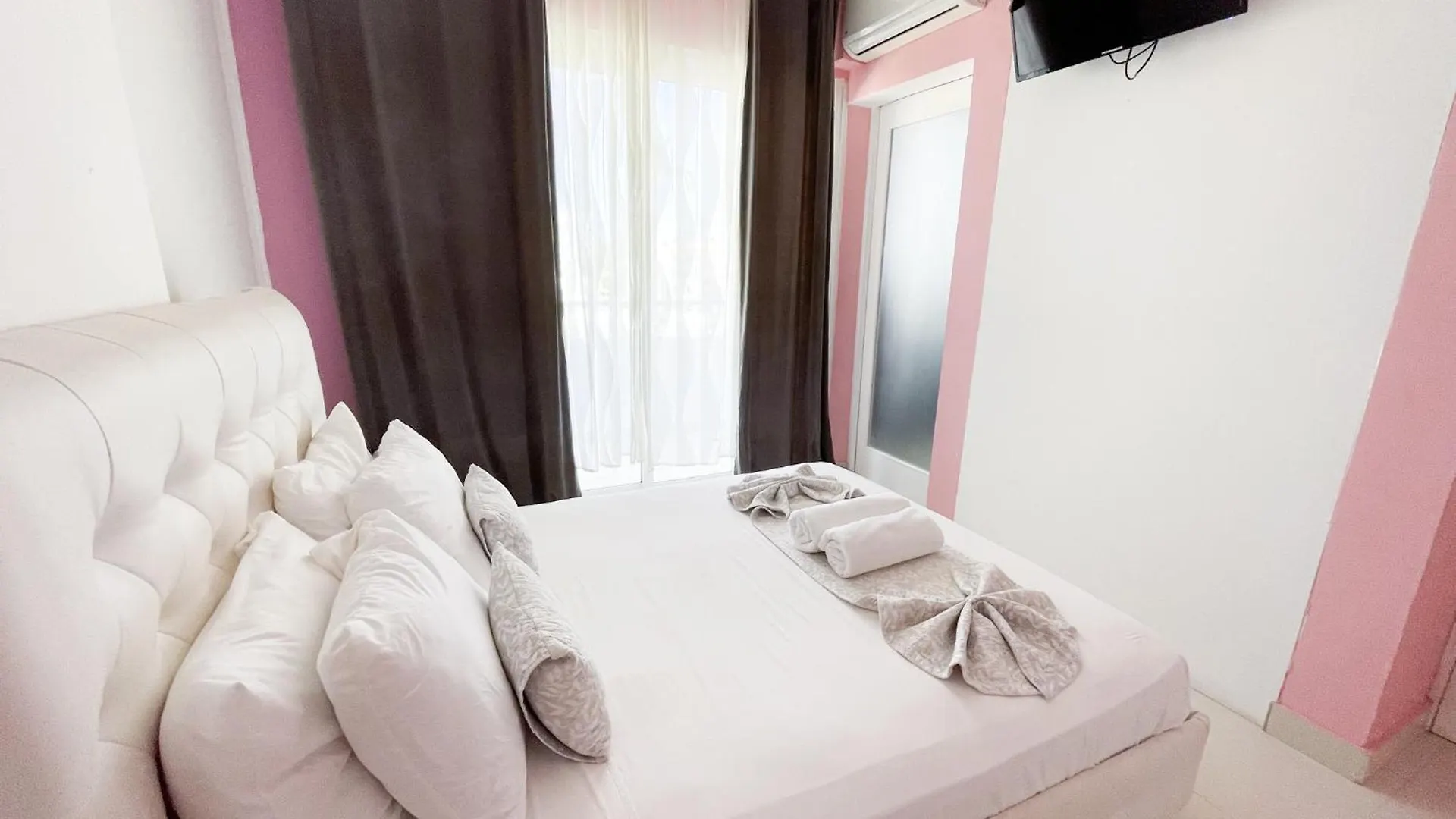 Ducassi Suite Sol Karibe Suites Studios Tropicana Rooftop Pool Wifi Beach & Spa Punta Cana Hotel