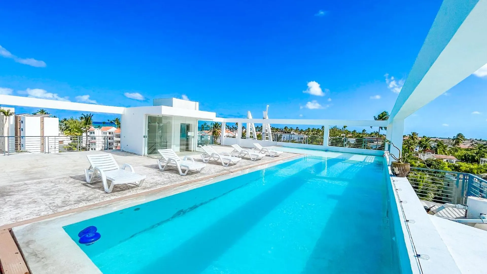 Kontakt z Ducassi Suite Sol Karibe Suites Studios Tropicana Rooftop Pool Wifi Beach & Spa